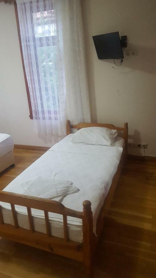 Incilikonak Ula Rom bilde