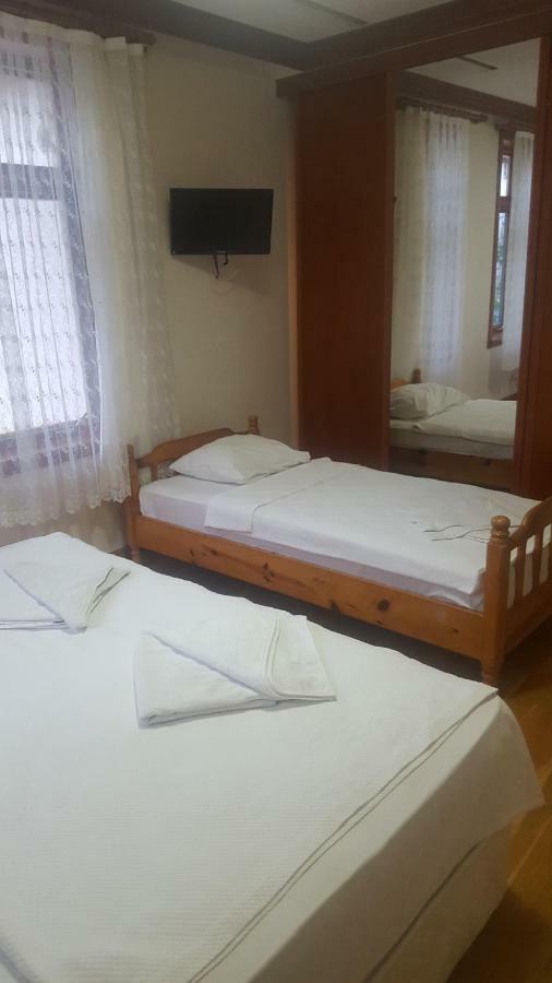 Incilikonak Ula Rom bilde